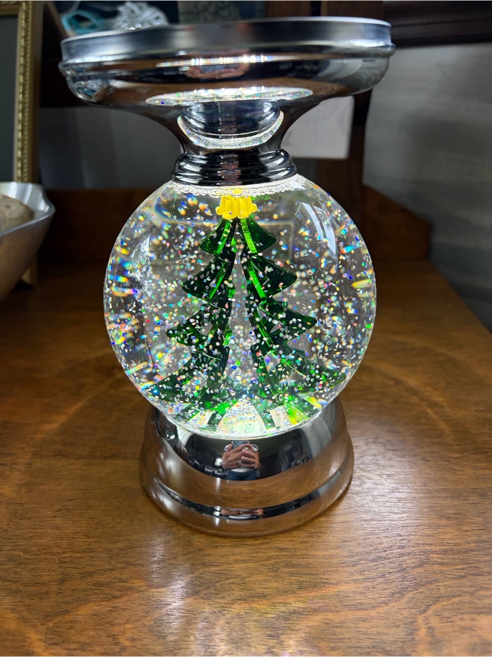 Glass Snow Globe Candle Holder with rotating Green Christmas Tree lights up too